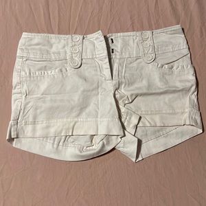 White Joe Benbasset womens 100% cotton short